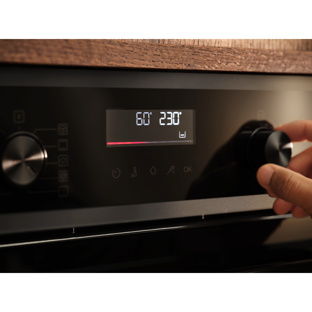 Electrolux - Ahi - EOFDP46BK