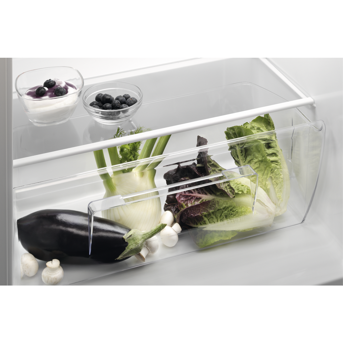 Electrolux - Integreeritav külmik - LRB3AE12S