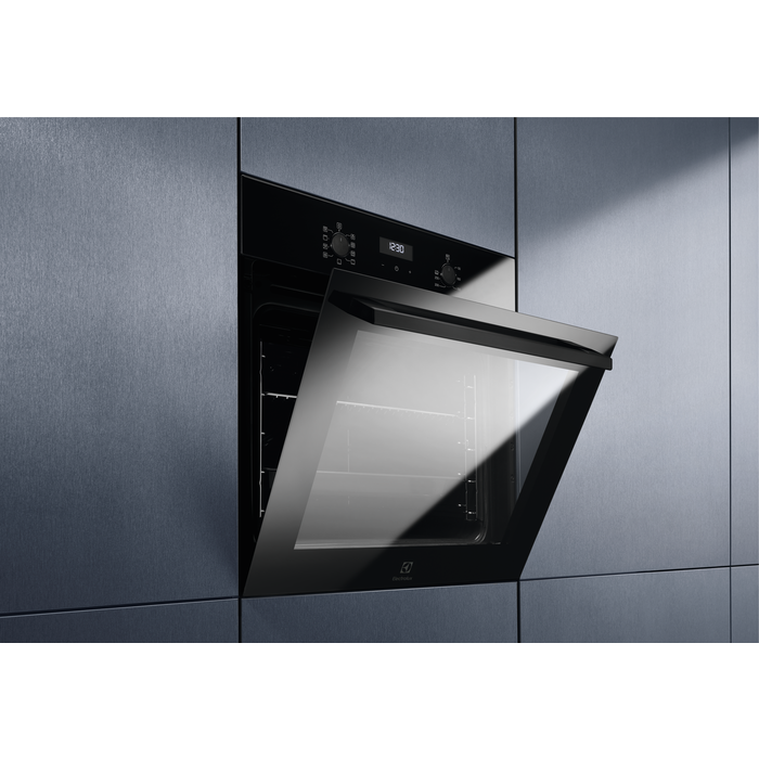 Electrolux - Ahi - EOE5C71Z