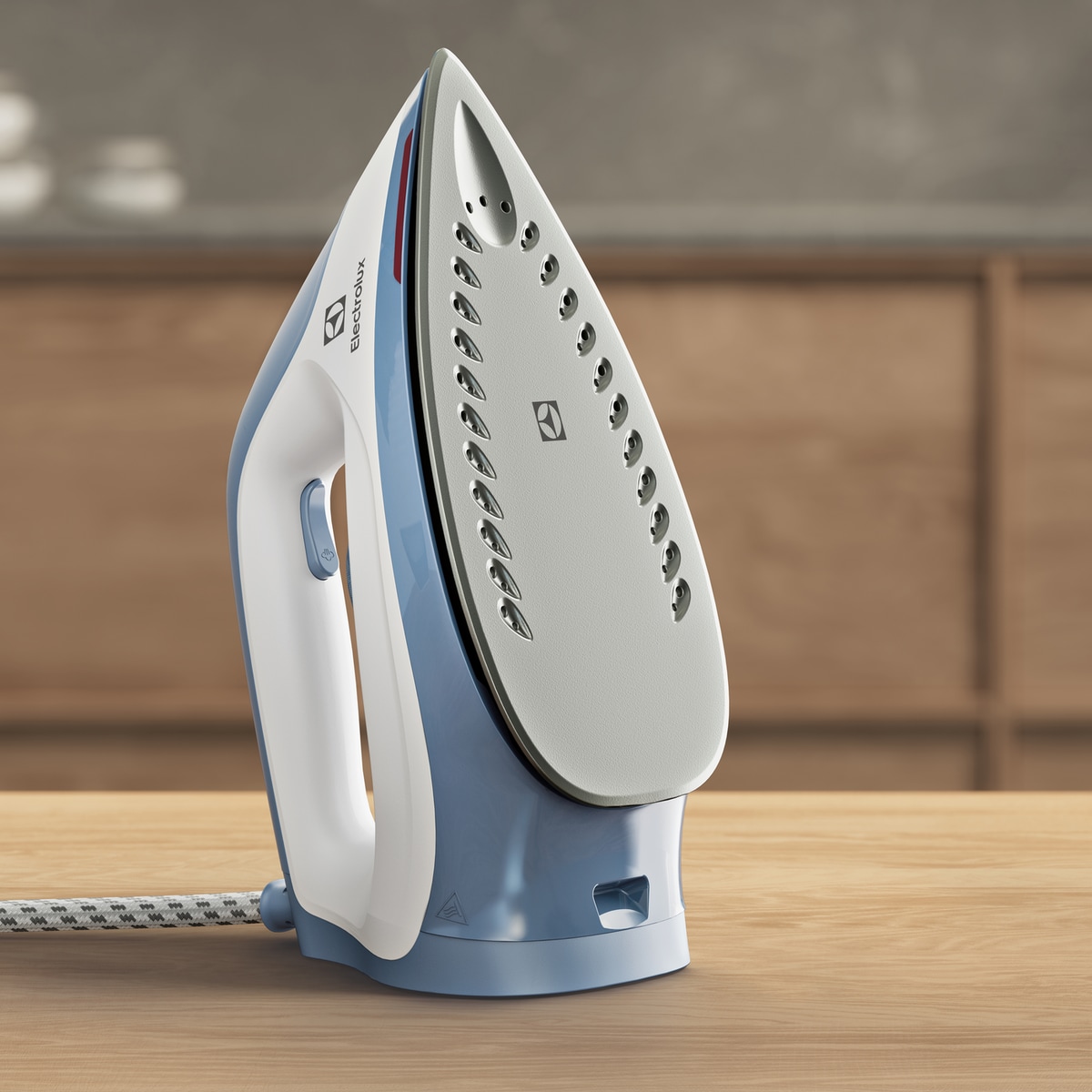 Electrolux - Aurusüsteemiga triikraud - E5ST1-2DB