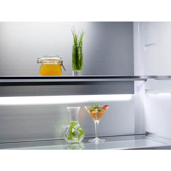 Electrolux - Külmik-sügavkülmik - ELT9VE52M0
