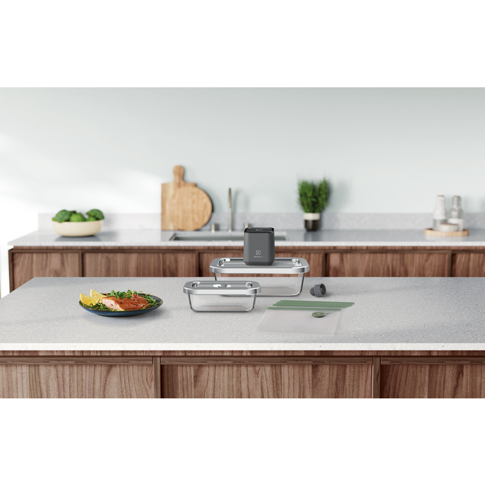 Electrolux - Vacuum Sealer - EVFKA1