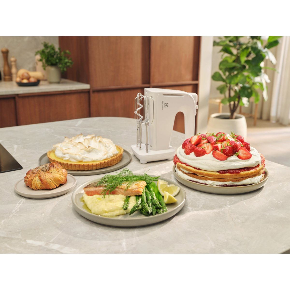 Electrolux - Käsimikser - EHM4W