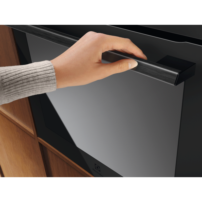 Electrolux - Ahi - EOE9P3XT