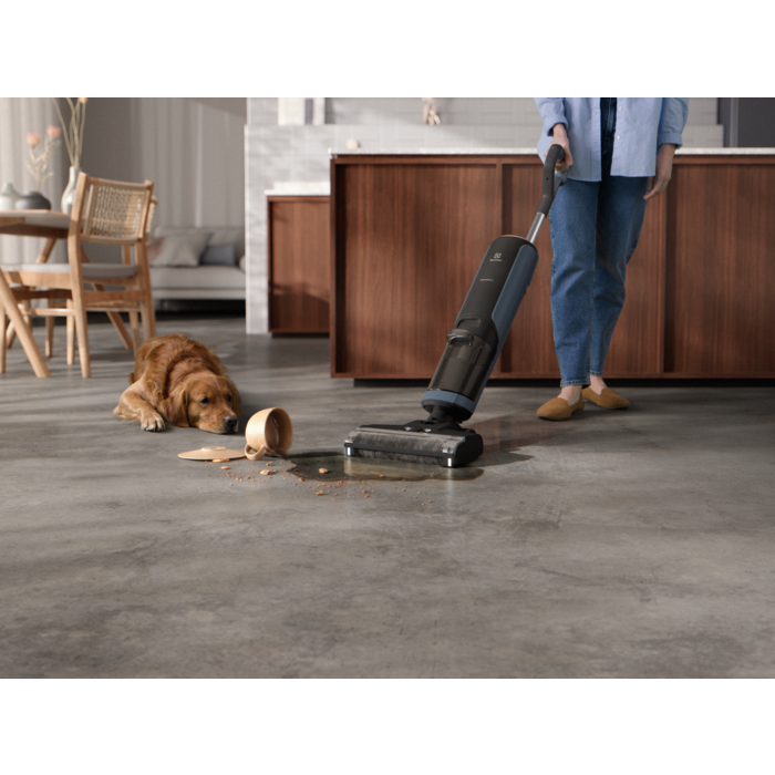 Electrolux - Wet & Dry juhtmeta tolmuimeja - EW81U3DB