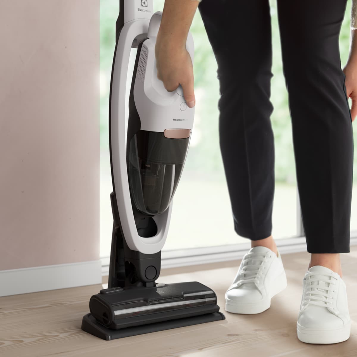 Electrolux - Juhtmeta varstolmuimejad - ES52HB25SH