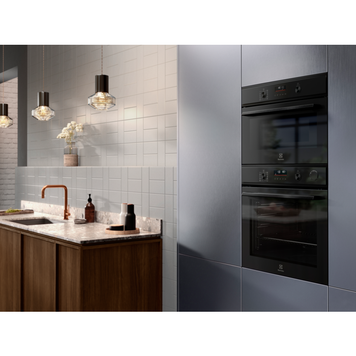 Electrolux - Auruahi - EOC6P77H