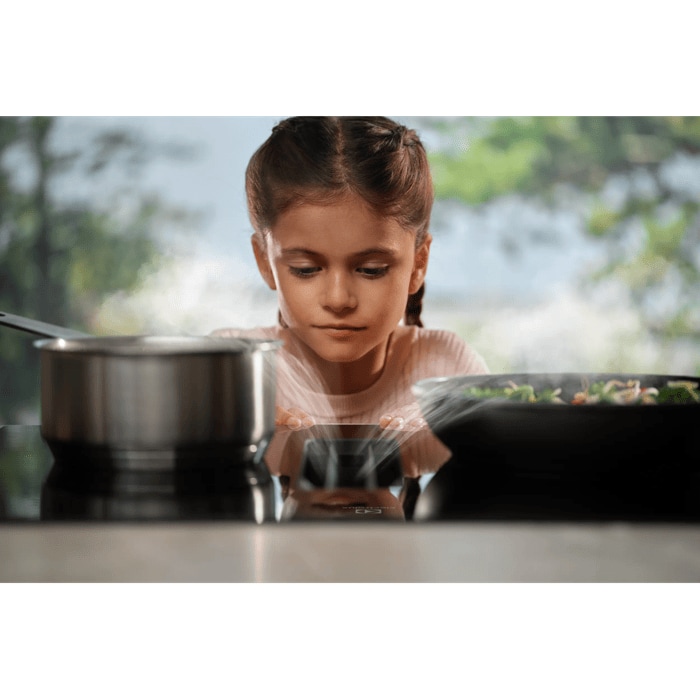 Automatic Extractor Control adjusts according to the power level.