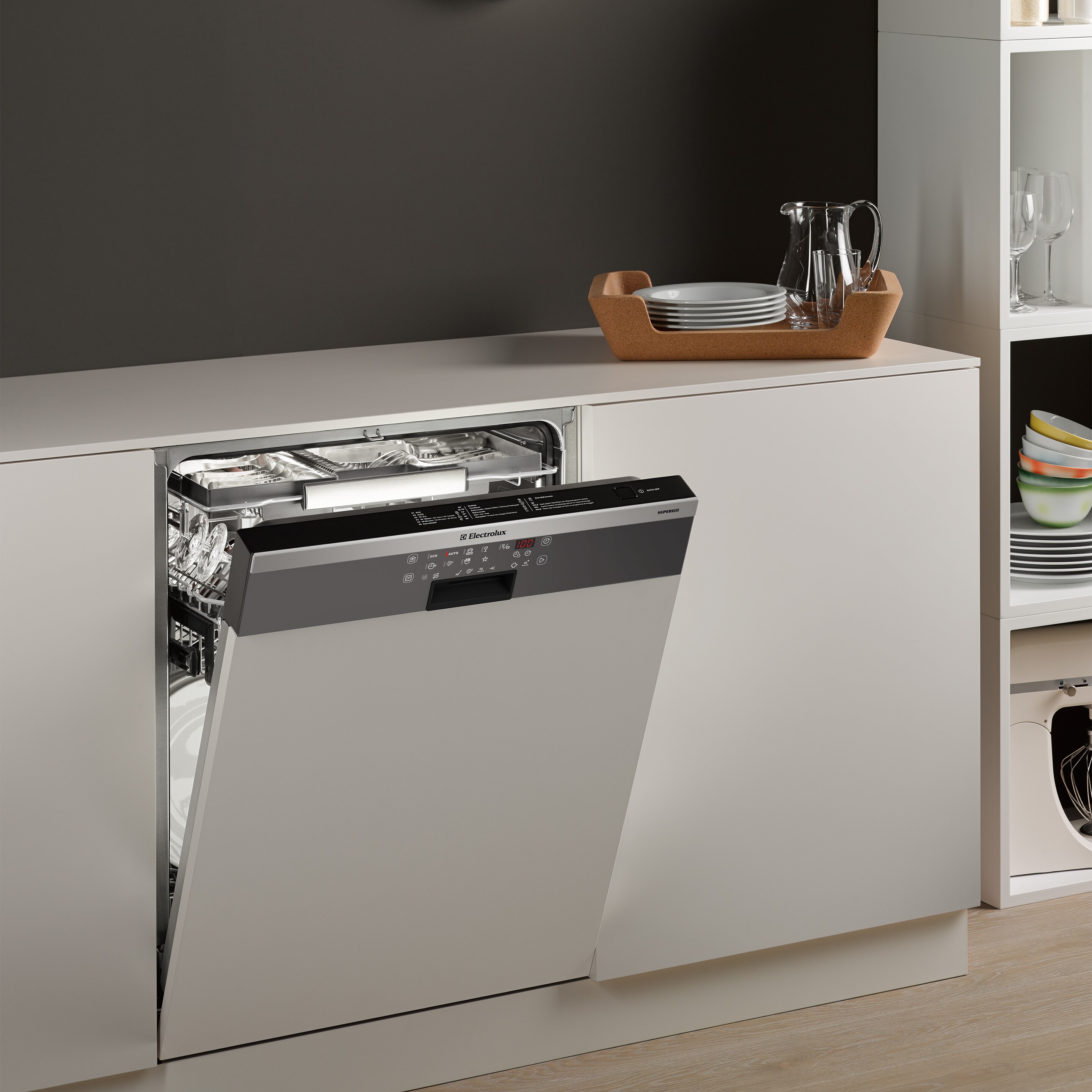 Electroluxi nõudepesumasin köögis