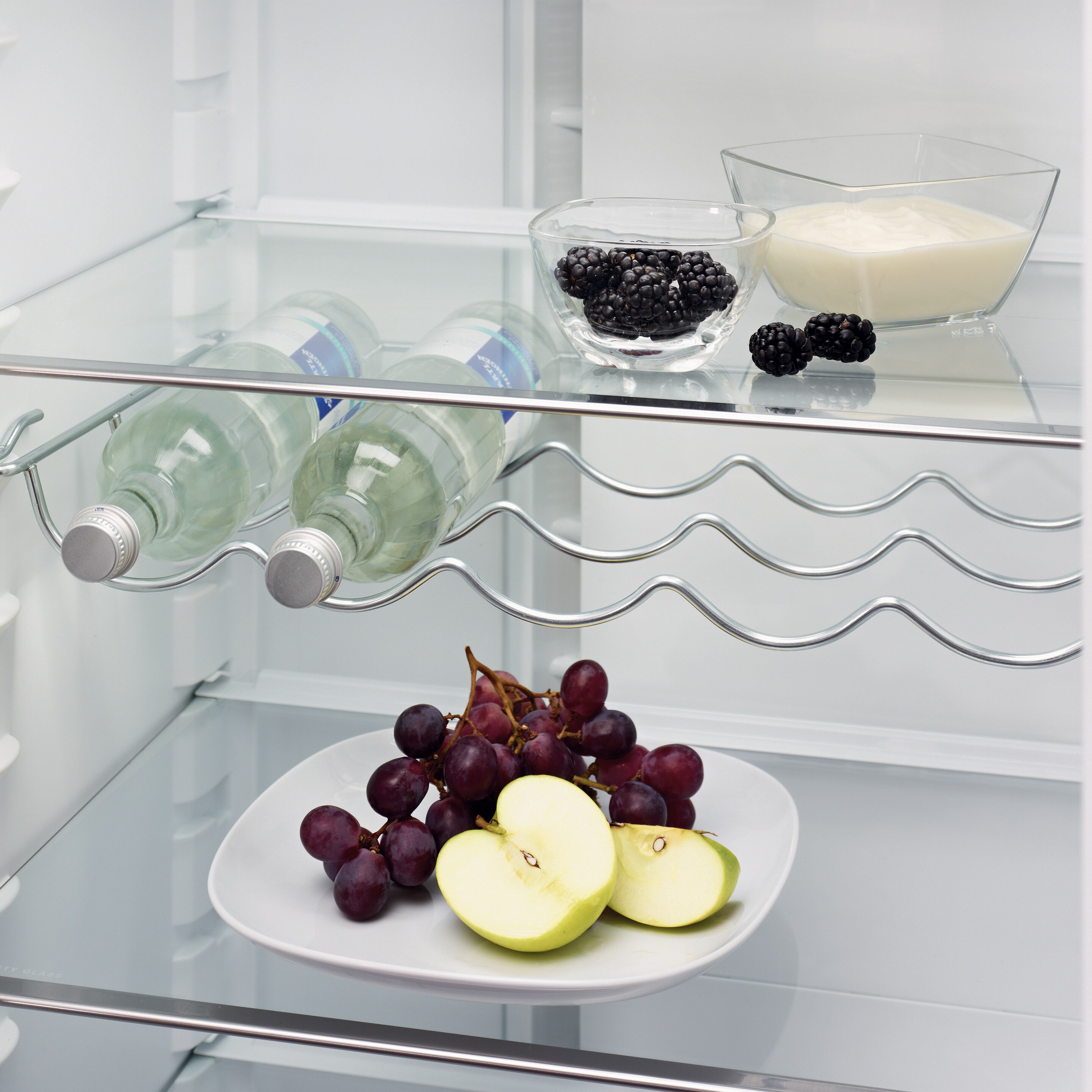 Veiniriiul Electroluxi külmik-sügavkülmutis