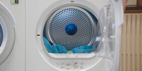 Lähivaade kuivatuspallist Electroluxi trummelkuivatis